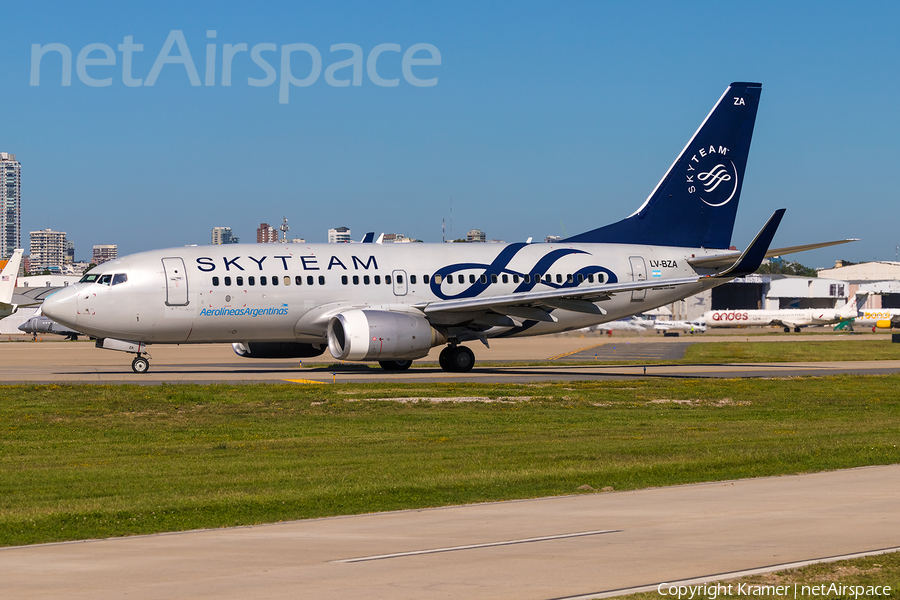 Aerolineas Argentinas Boeing 737-76N (LV-BZA) | Photo 677299