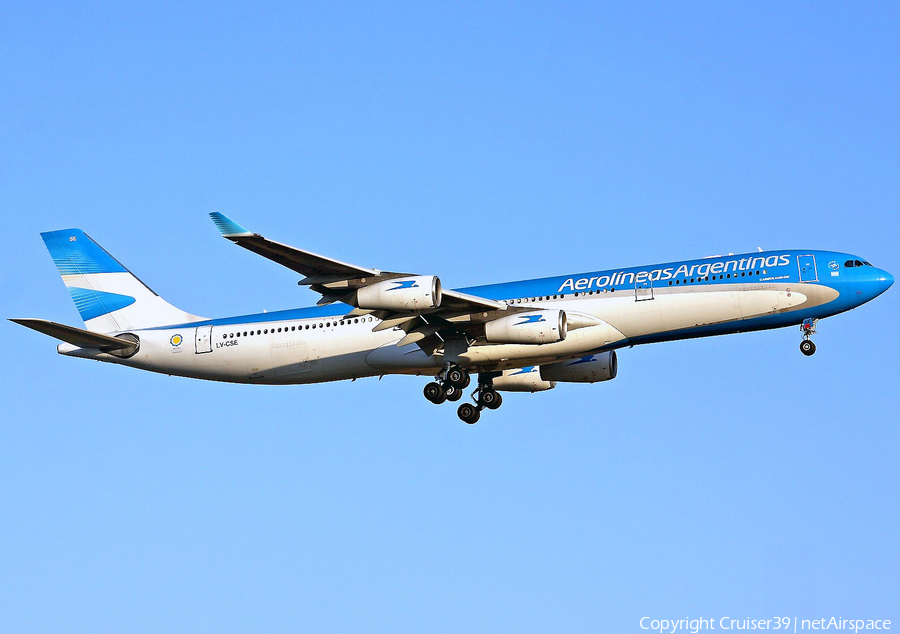 Aerolineas Argentinas Airbus A340-313X (LV-CSE) | Photo 75178