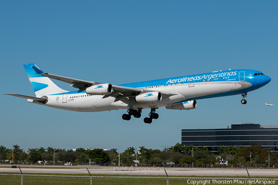 Aerolineas Argentinas Airbus A340-313X (LV-CSE) | Photo 133996