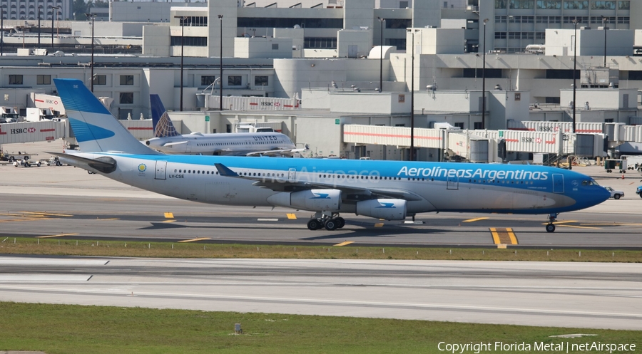 Aerolineas Argentinas Airbus A340-313X (LV-CSE) | Photo 549197