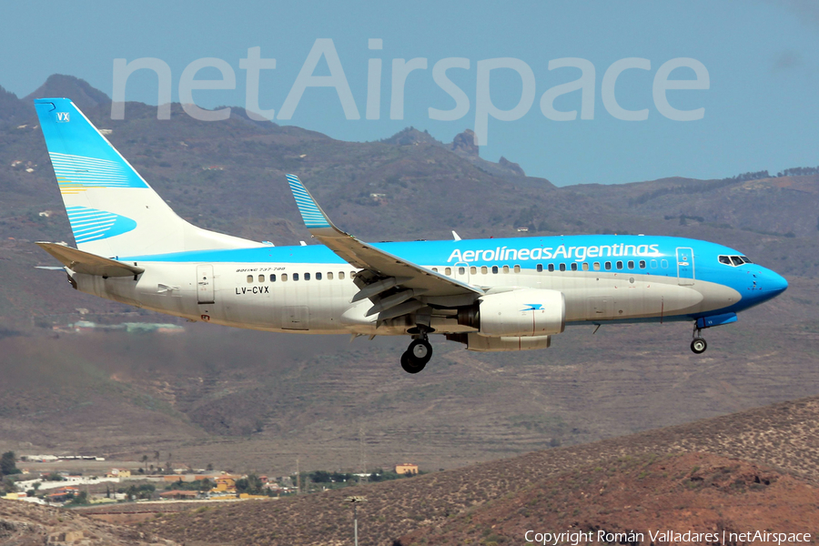 Aerolineas Argentinas Boeing 737-7Q8 (LV-CVX) | Photo 339529