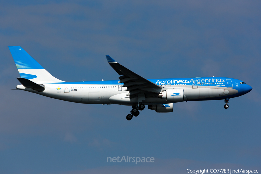 Aerolineas Argentinas Airbus A330-223 (LV-FNI) | Photo 57293