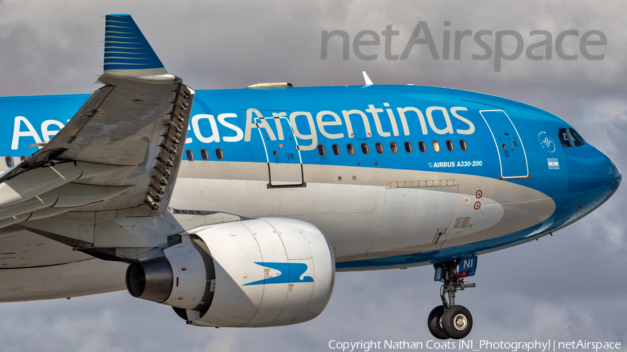 Aerolineas Argentinas Airbus A330-223 (LV-FNI) | Photo 224593