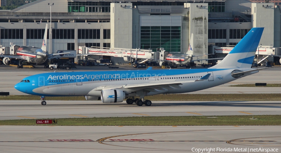 Aerolineas Argentinas Airbus A330-223 (LV-FNI) | Photo 324865