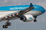 Aerolineas Argentinas Airbus A330-223 (LV-FNJ) at  Miami - International, United States