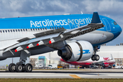 Aerolineas Argentinas Airbus A330-223 (LV-FNK) at  Miami - International, United States