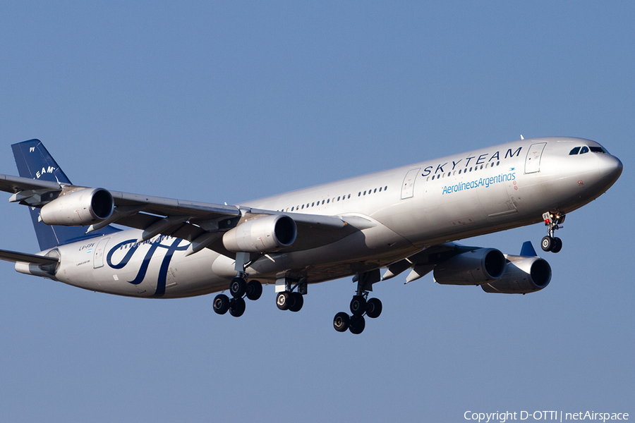 Aerolineas Argentinas Airbus A340-313X (LV-FPV) | Photo 508678