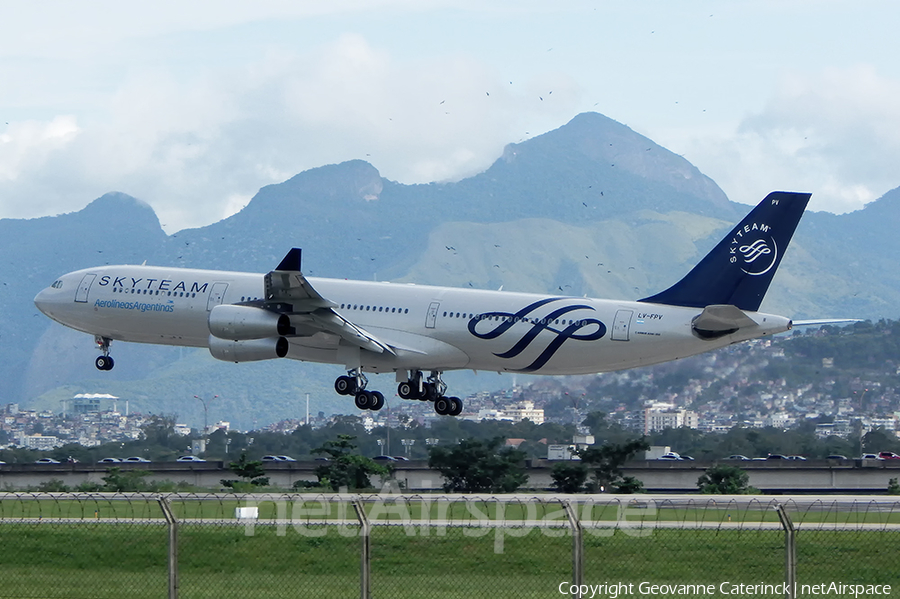 Aerolineas Argentinas Airbus A340-313X (LV-FPV) | Photo 393463