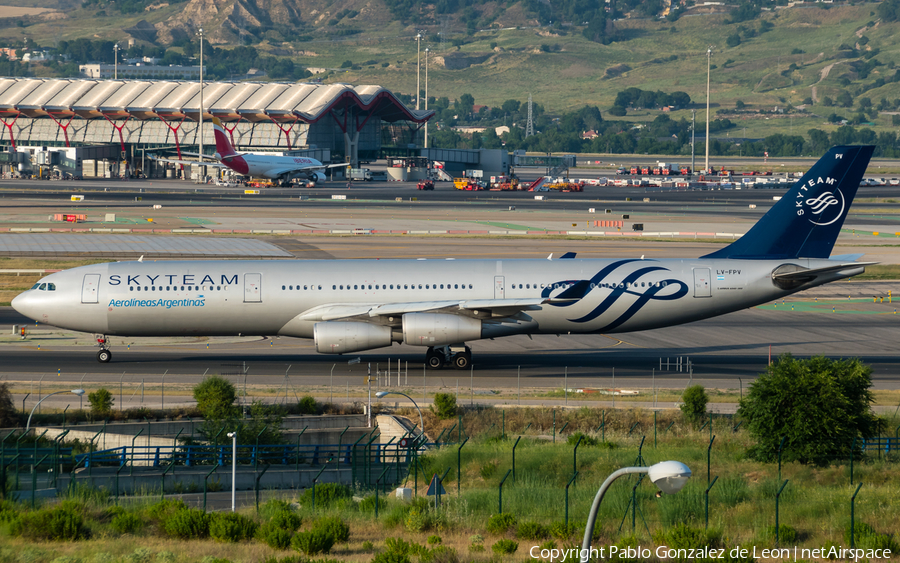 Aerolineas Argentinas Airbus A340-313X (LV-FPV) | Photo 340674
