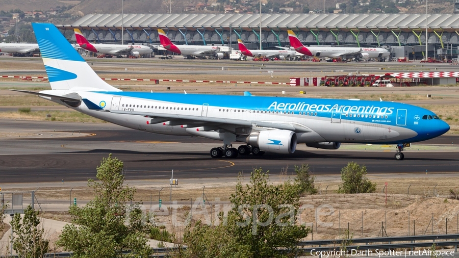 Aerolineas Argentinas Airbus A330-202 (LV-FVH) | Photo 180770