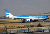 Aerolineas Argentinas Airbus A330-202 (LV-FVH) at  Madrid - Barajas, Spain