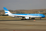 Aerolineas Argentinas Airbus A330-202 (LV-FVH) at  Madrid - Barajas, Spain