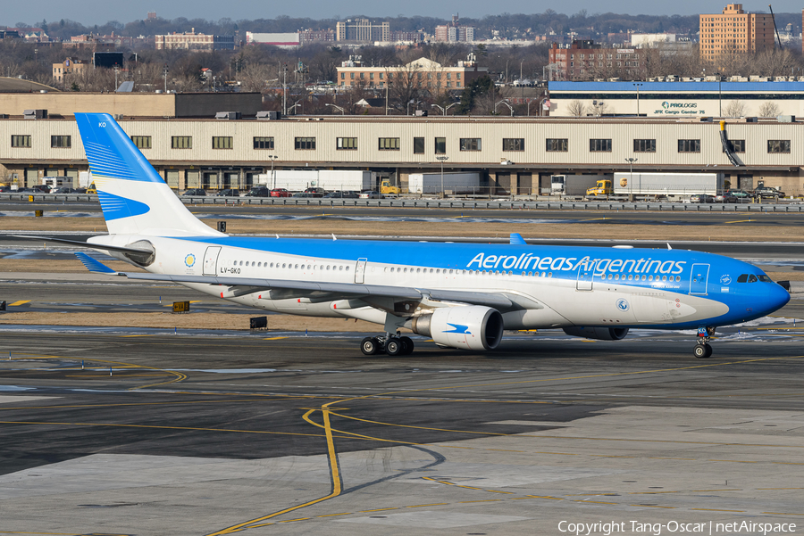 Aerolineas Argentinas Airbus A330-203 (LV-GKO) | Photo 393562