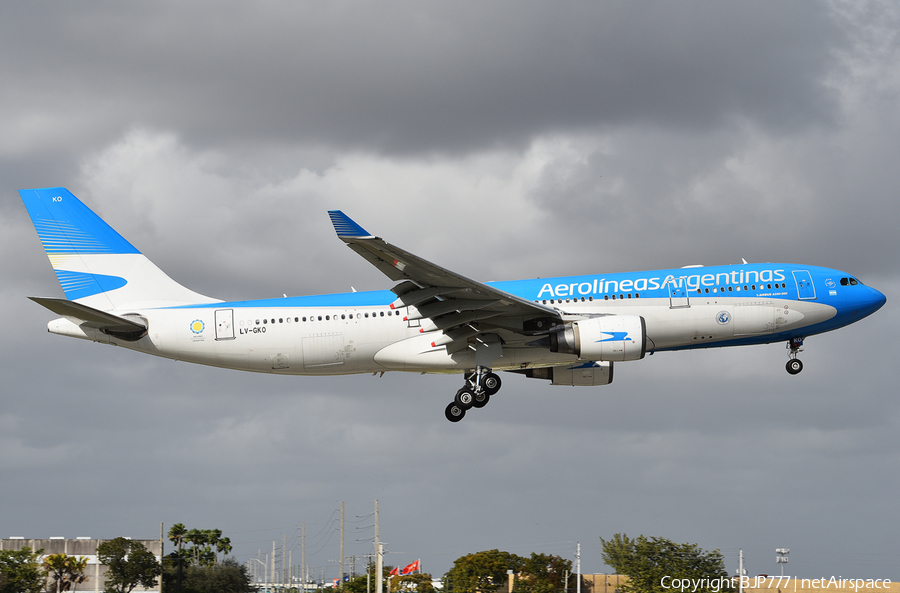 Aerolineas Argentinas Airbus A330-203 (LV-GKO) | Photo 368502