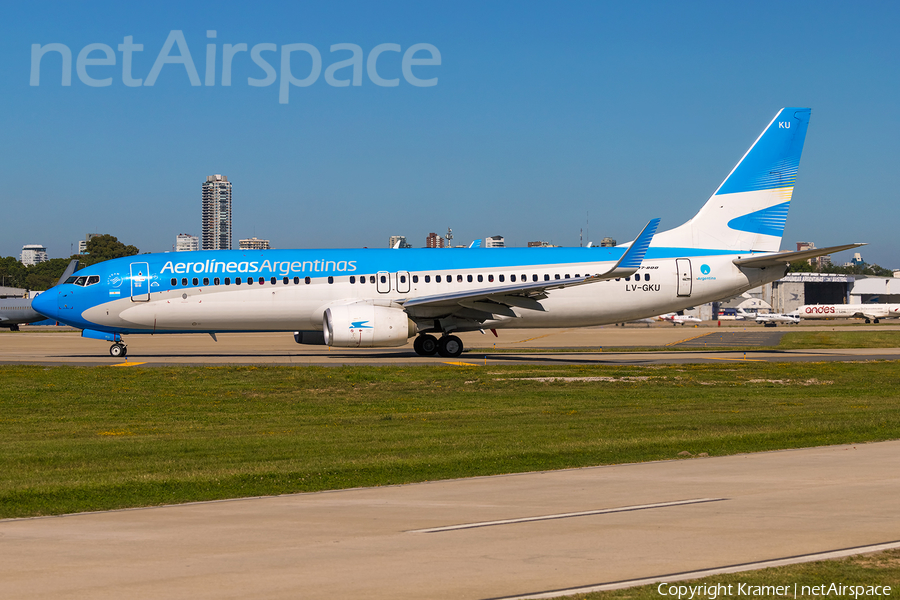 Aerolineas Argentinas Boeing 737-887 (LV-GKU) | Photo 677297