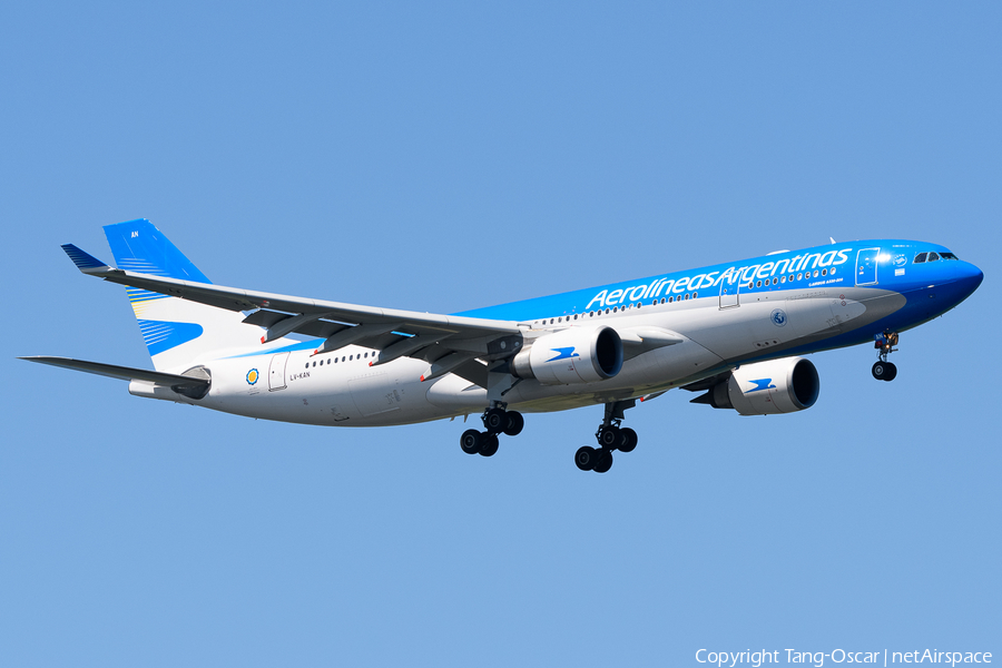 Aerolineas Argentinas Airbus A330-202 (LV-KAN) | Photo 542818