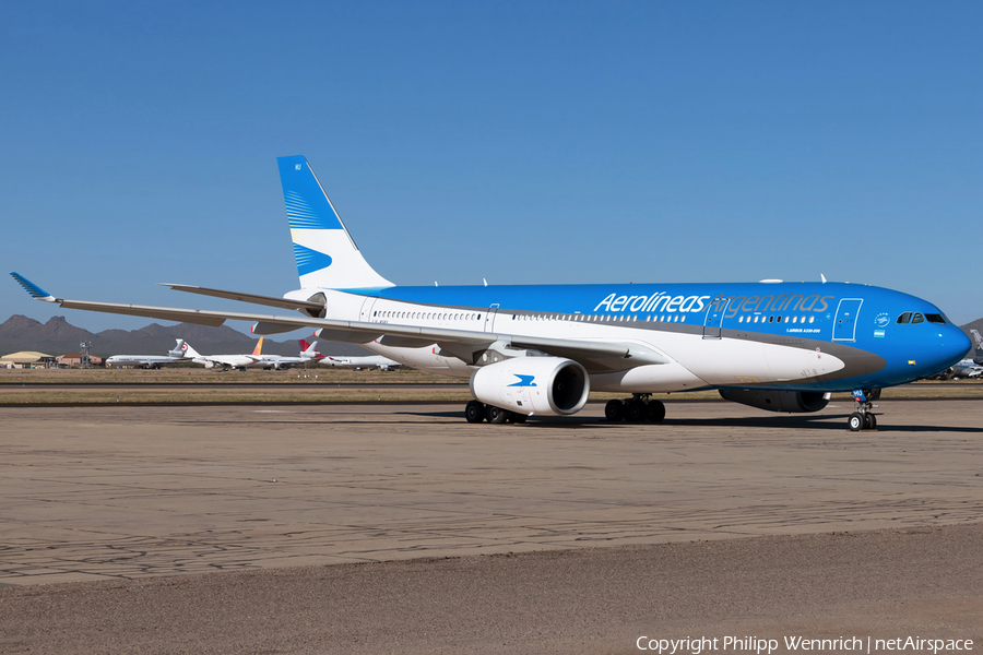 Aerolineas Argentinas Airbus A330-243 (LV-KHU) | Photo 611515