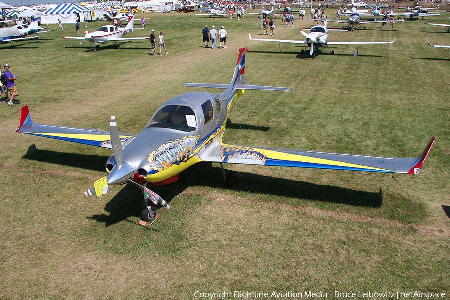 (Private) Lancair IV-P (LV-X260) | Photo 167594
