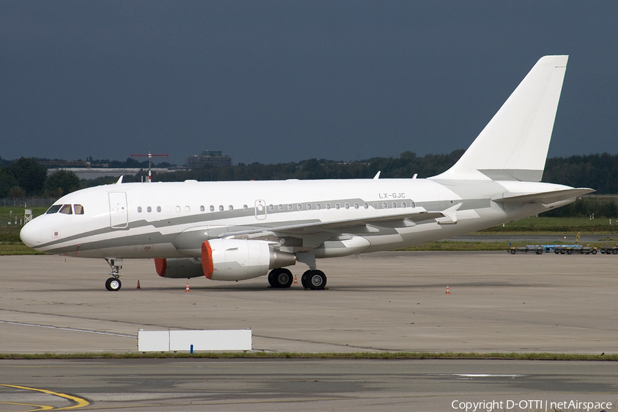 Global Jet Luxembourg Airbus A318-112(CJ) Elite (LX-GJC) | Photo 269918