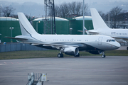 Global Jet Luxembourg Airbus A319-115X CJ (LX-GVV) at  London - Luton, United Kingdom