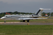 Global Jet Luxembourg Bombardier BD-700-1A10 Global Express XRS (LX-GXX) at  Farnborough, United Kingdom