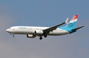 Luxair Boeing 737-8C9 (LX-LBA) at  Belfast / Aldergrove - International, United Kingdom