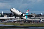 Luxair Boeing 737-86J (LX-LBB) at  Hamburg - Fuhlsbuettel (Helmut Schmidt), Germany