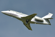 Silver Arrow Dassault Falcon 2000 (LX-MBE) at  Hamburg - Fuhlsbuettel (Helmut Schmidt), Germany