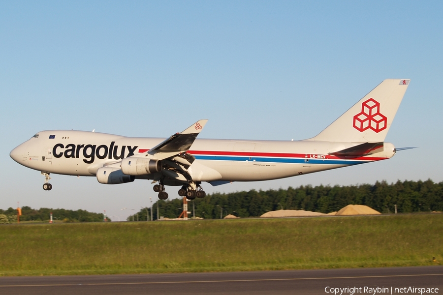 Cargolux Boeing 747-4R7F (LX-MCV) | Photo 555962