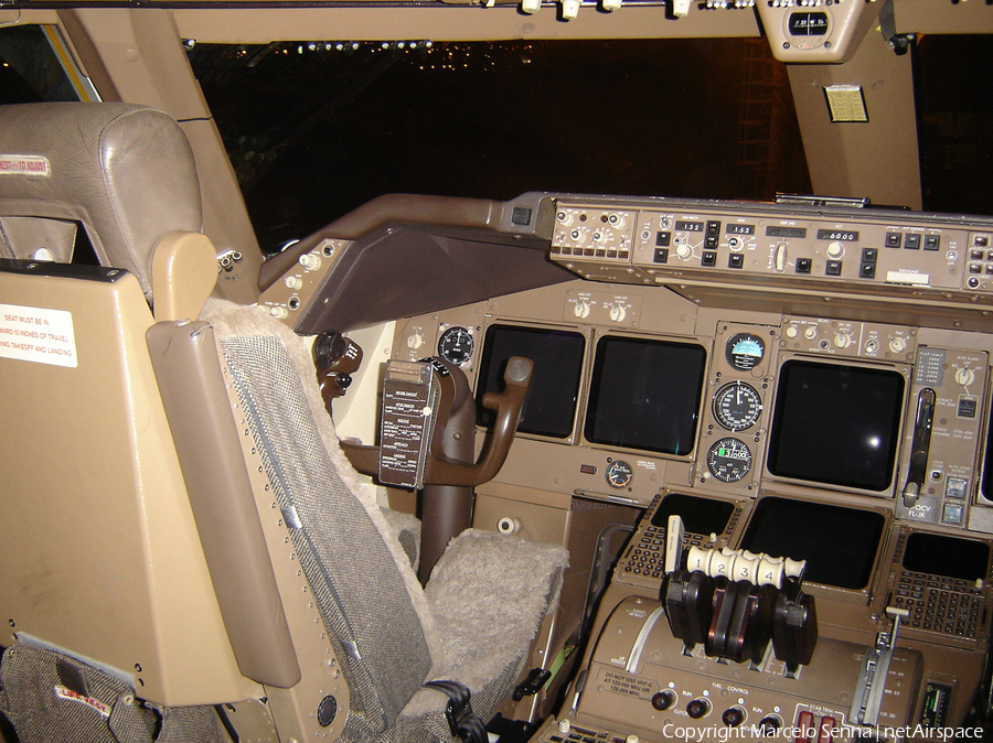 Cargolux Boeing 747-4R7F (LX-OCV) | Photo 340299