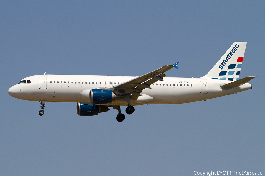 Strategic Airlines Airbus A320-211 (LX-STB) | Photo 367192