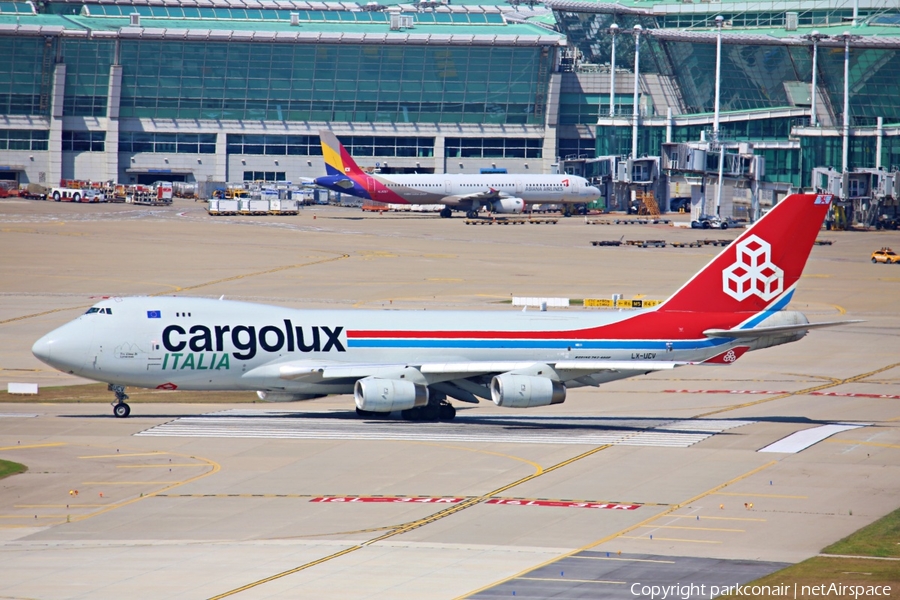 Cargolux Boeing 747-4R7F (LX-UCV) | Photo 513450