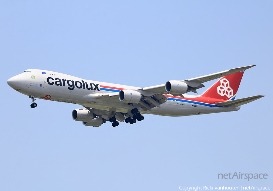 Cargolux Boeing 747-8R7F (LX-VCN) | Photo 368046