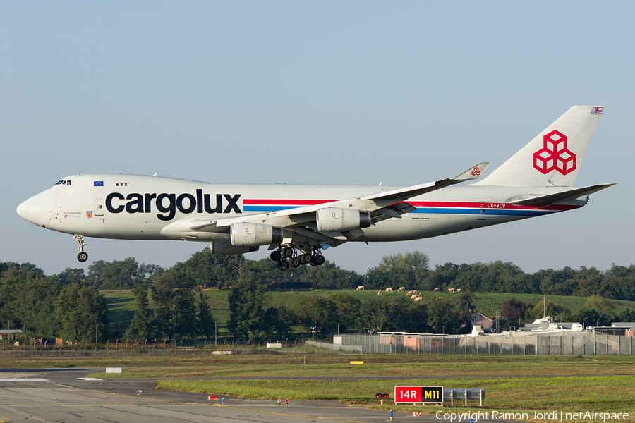 Cargolux Boeing 747-4R7F (LX-VCV) | Photo 197695