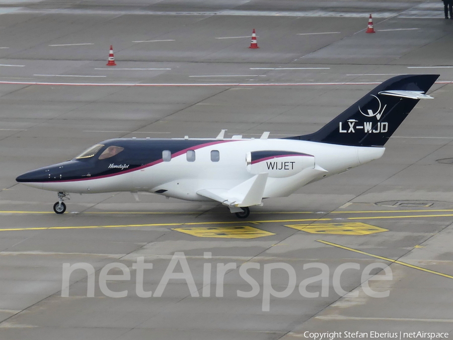 WiJet Honda HA-420 HondaJet (LX-WJD) | Photo 357658