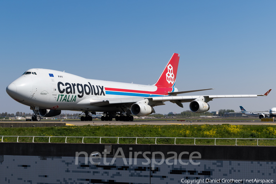 Cargolux Italia Boeing 747-4R7F (LX-YCV) | Photo 331462