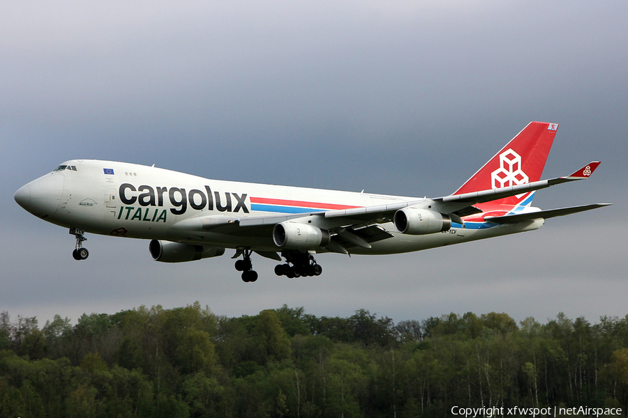 Cargolux Italia Boeing 747-4R7F (LX-YCV) | Photo 447534