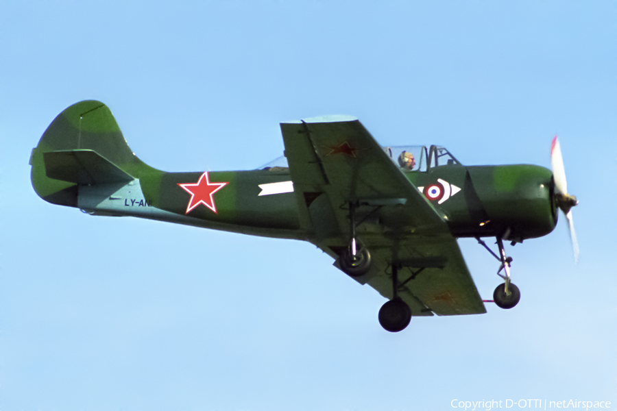 (Private) Yakovlev Yak-52 (LY-ANI) | Photo 408310