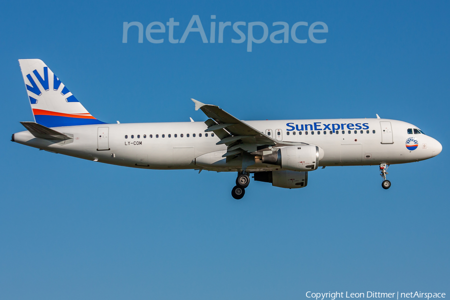 SunExpress (Avion Express) Airbus A320-212 (LY-COM) | Photo 255538