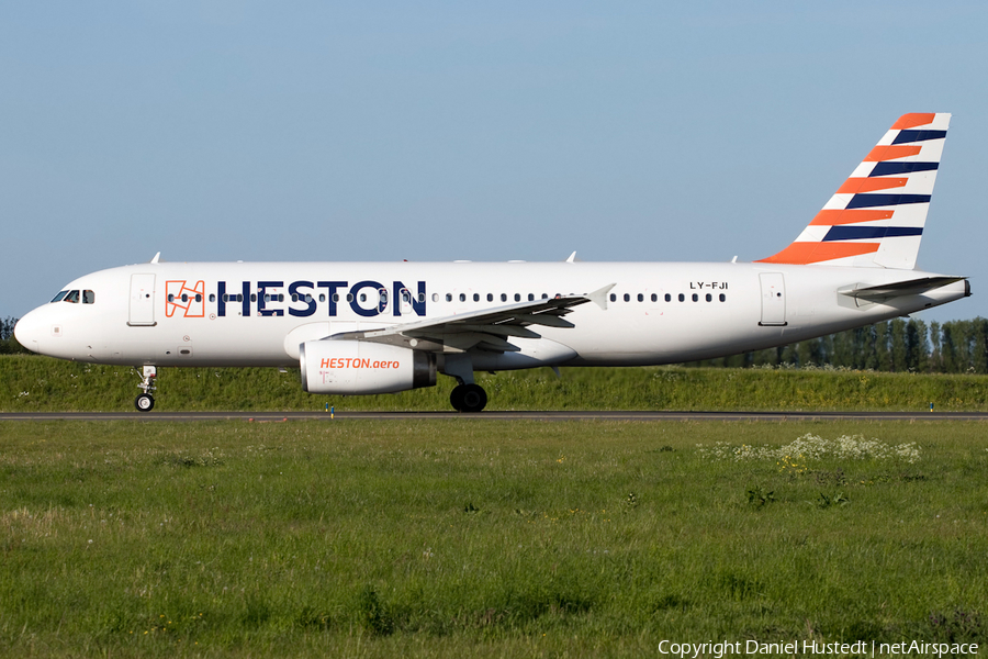 Heston Airlines Airbus A320-232 (LY-FJI) | Photo 507876