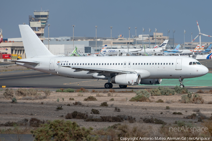Heston Airlines Airbus A320-232 (LY-FJI) | Photo 655720