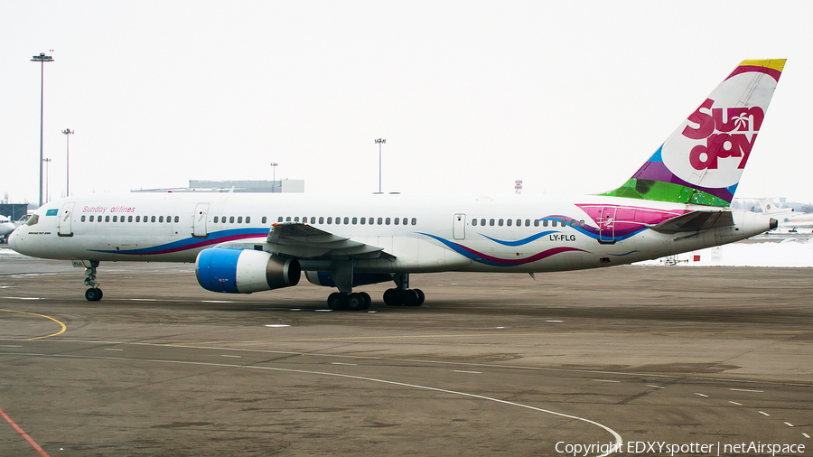 Sunday Airlines Boeing 757-204 (LY-FLG) | Photo 274003