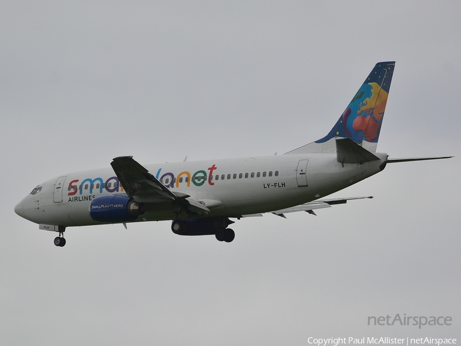 Small Planet Airlines Boeing 737-382 (LY-FLH) | Photo 51831