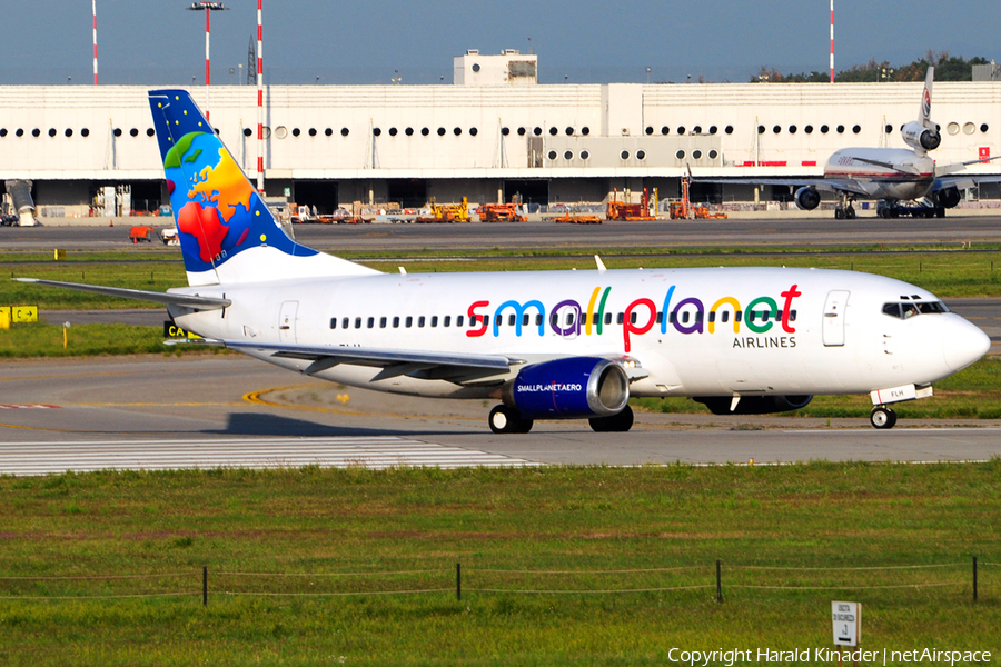 Small Planet Airlines Boeing 737-382 (LY-FLH) | Photo 311150