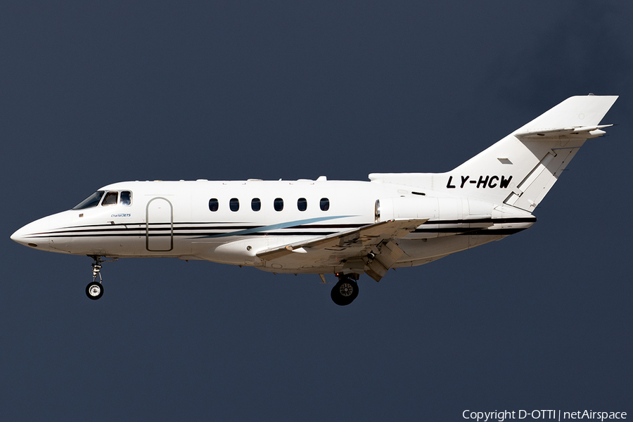 Charter Jets Raytheon Hawker 800XP (LY-HCW) | Photo 600571