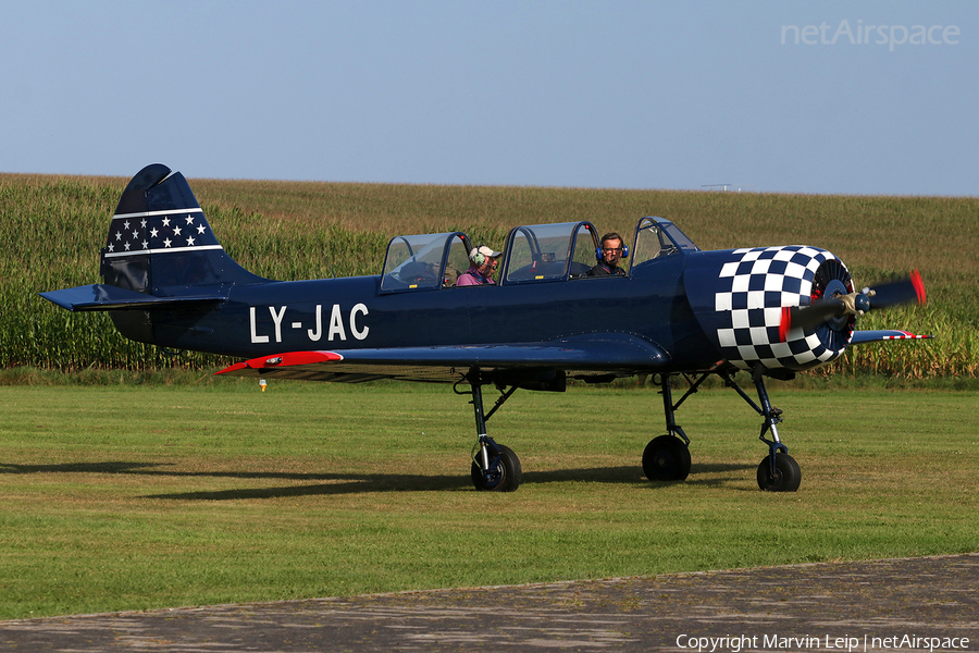 (Private) Yakovlev Yak-52 (LY-JAC) | Photo 640273