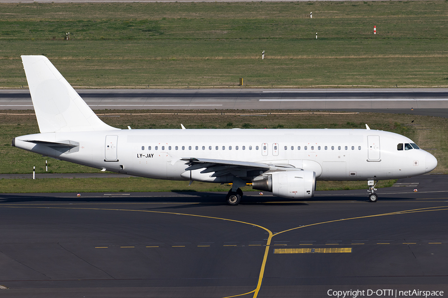 GetJet Airlines Airbus A319-112 (LY-JAY) | Photo 349103