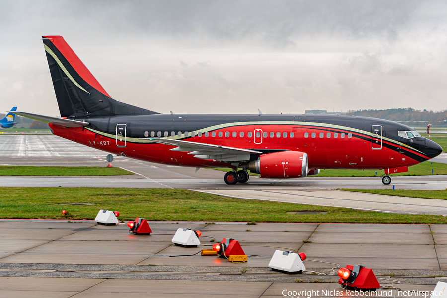 KlasJet Boeing 737-522 (LY-KDT) | Photo 600236