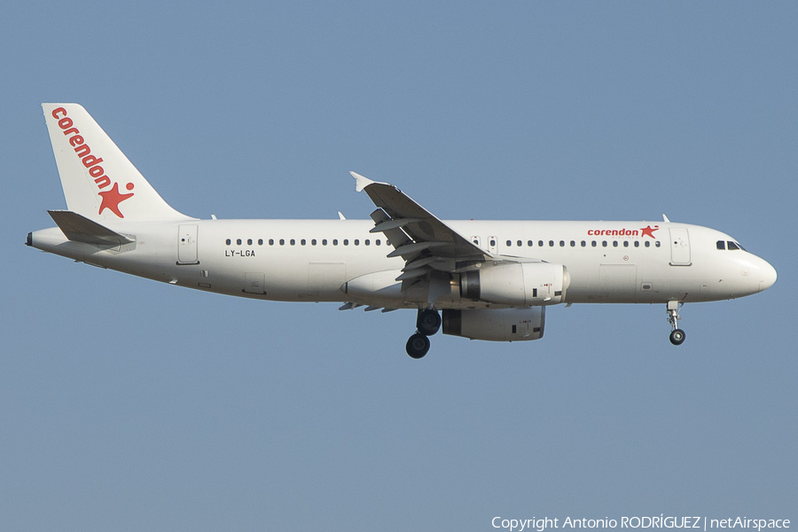 Global Airways Airbus A320-232 (LY-LGA) | Photo 639940