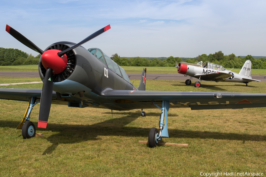 (Private) Yakovlev Yak-52TW (LY-LSJ) | Photo 109239